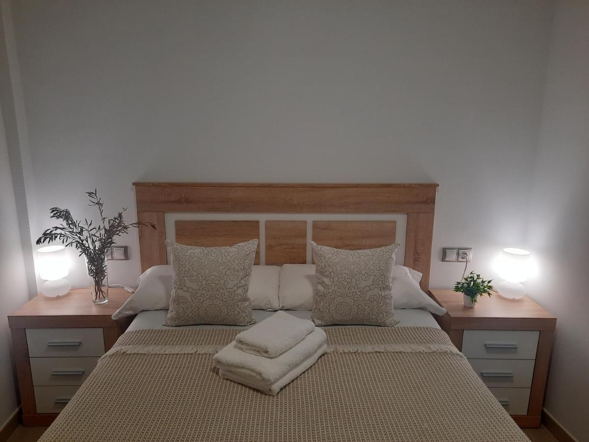Apartamentos Clavero 10 بلاسينثيا المظهر الخارجي الصورة